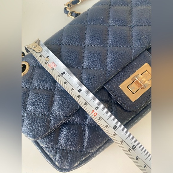 TWO Chanel style chain strap, real leather used purses, med/small - Picture 15 of 16